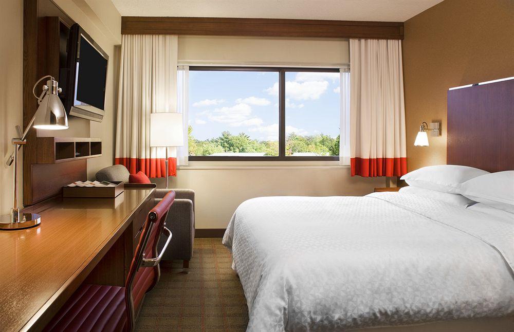 Four Points By Sheraton Boston Logan Airport Revere Exterior foto