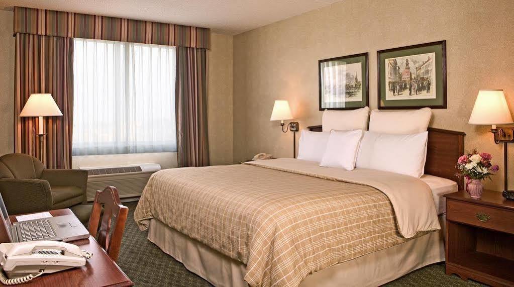 Four Points By Sheraton Boston Logan Airport Revere Exterior foto